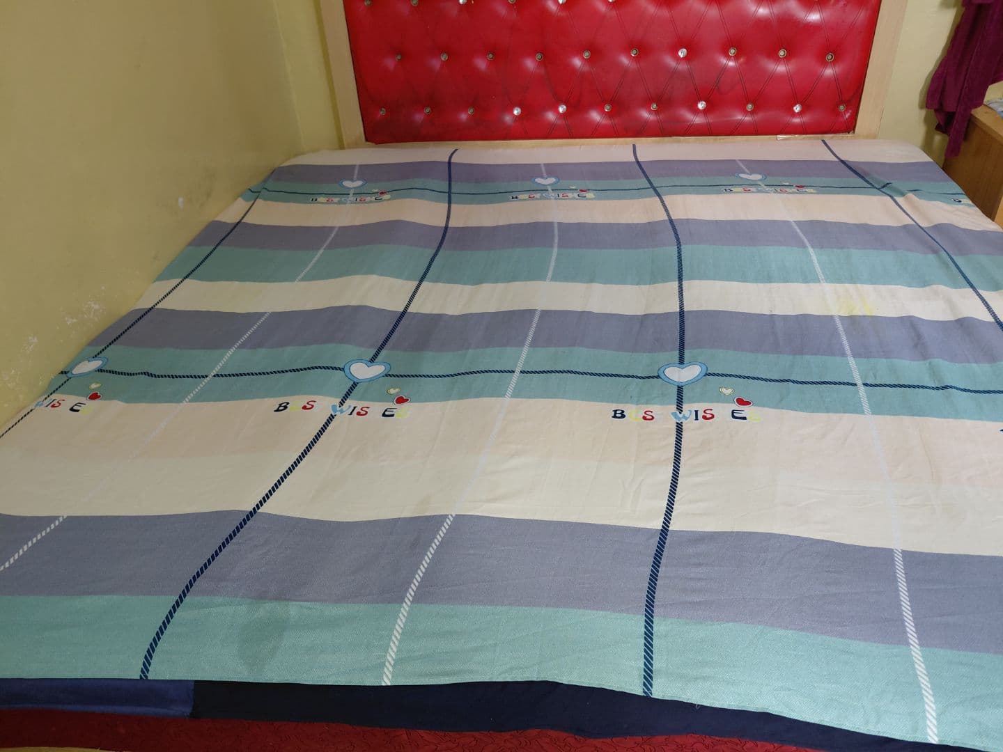 Super King Size Mattress with Cover thumbnail 2