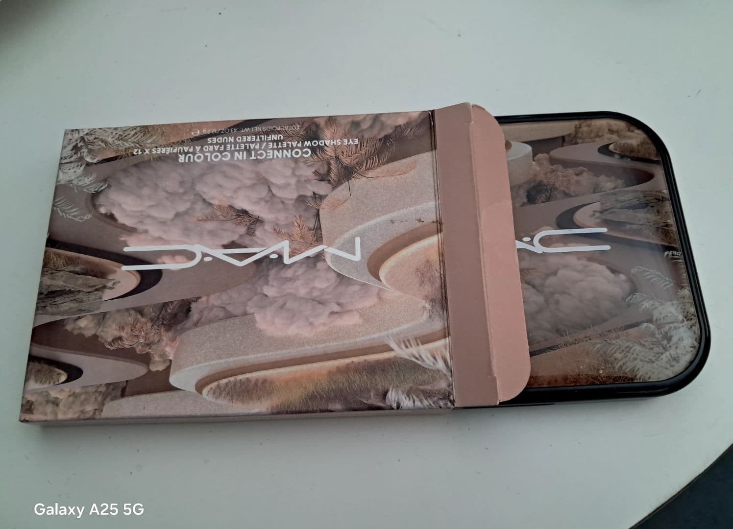 MAC Connect in Colour Unfiltered Nudes Eyeshadow Palette thumbnail 4