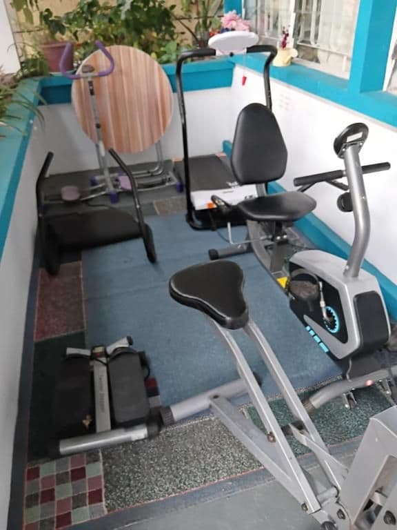 Assorted Home Gym Equipment Bundle - Image 1 of 1