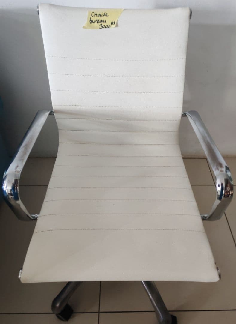 White Office Chair - Image 1 of 1