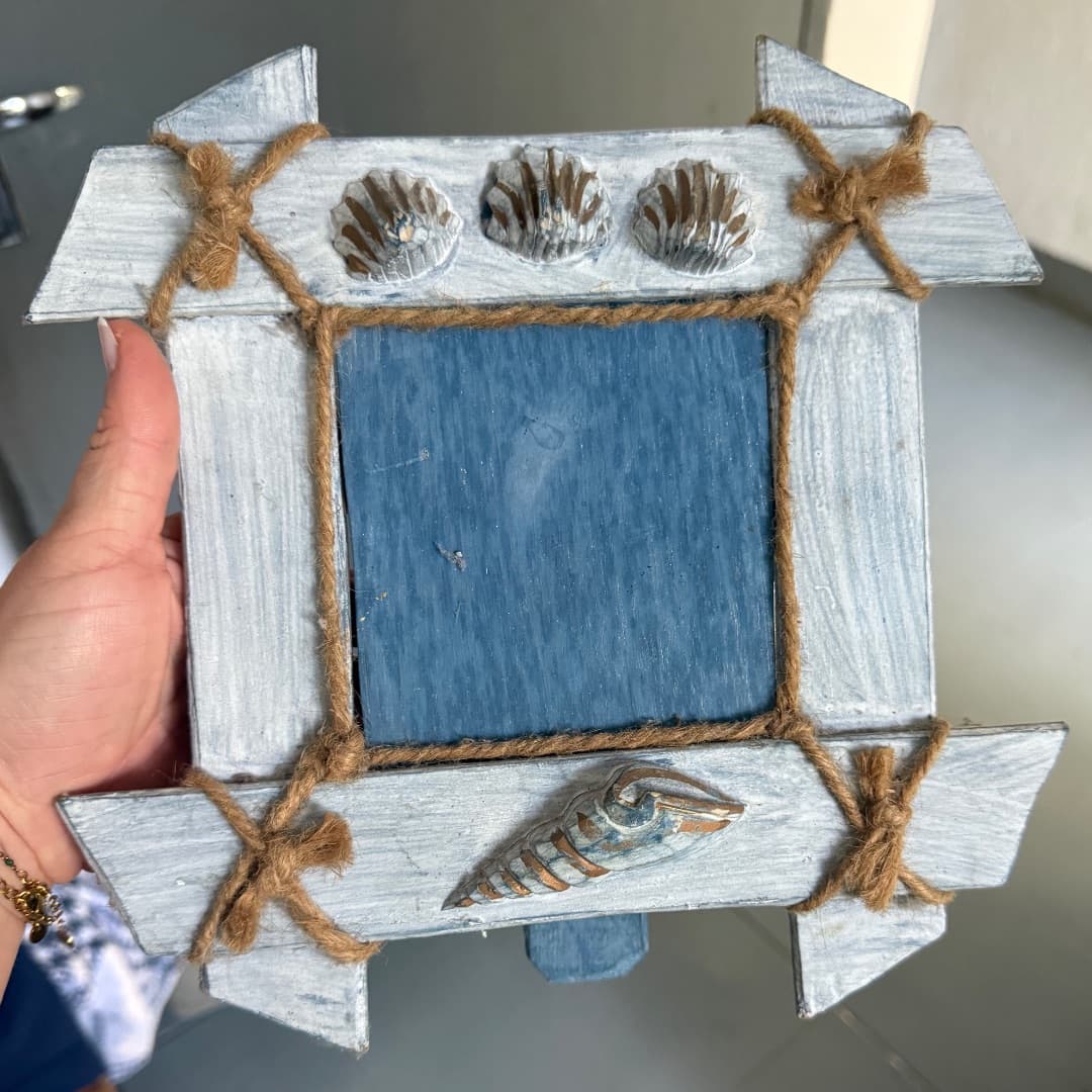 Nautical Style Wooden Photo Frame - Image 1 of 1