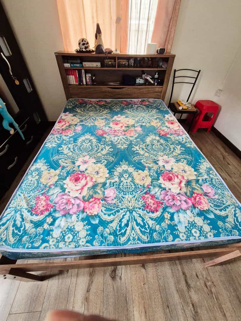 Semi-Orthopedic Mattress Queen size