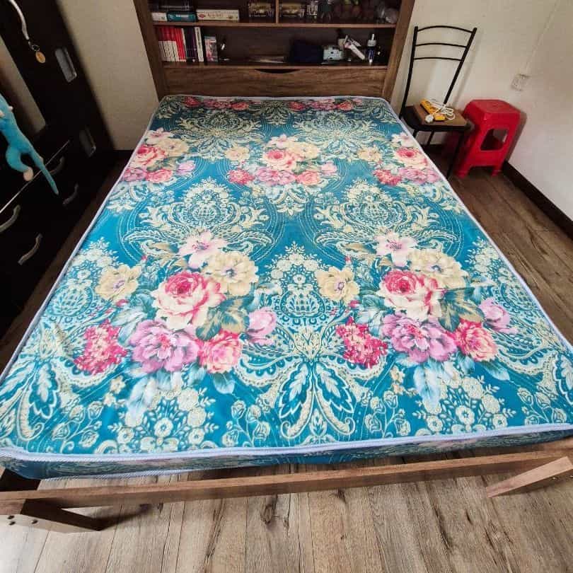 Semi-Orthopedic Mattress Queen size