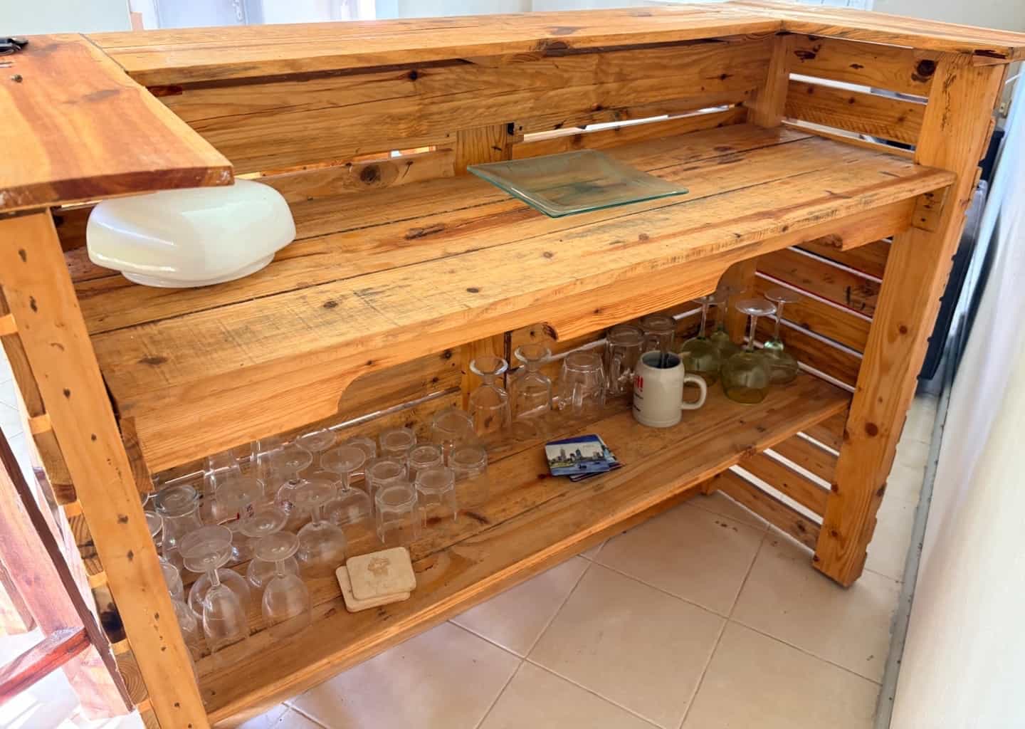 Handmade Wooden Pallet Bar with 3 Stools