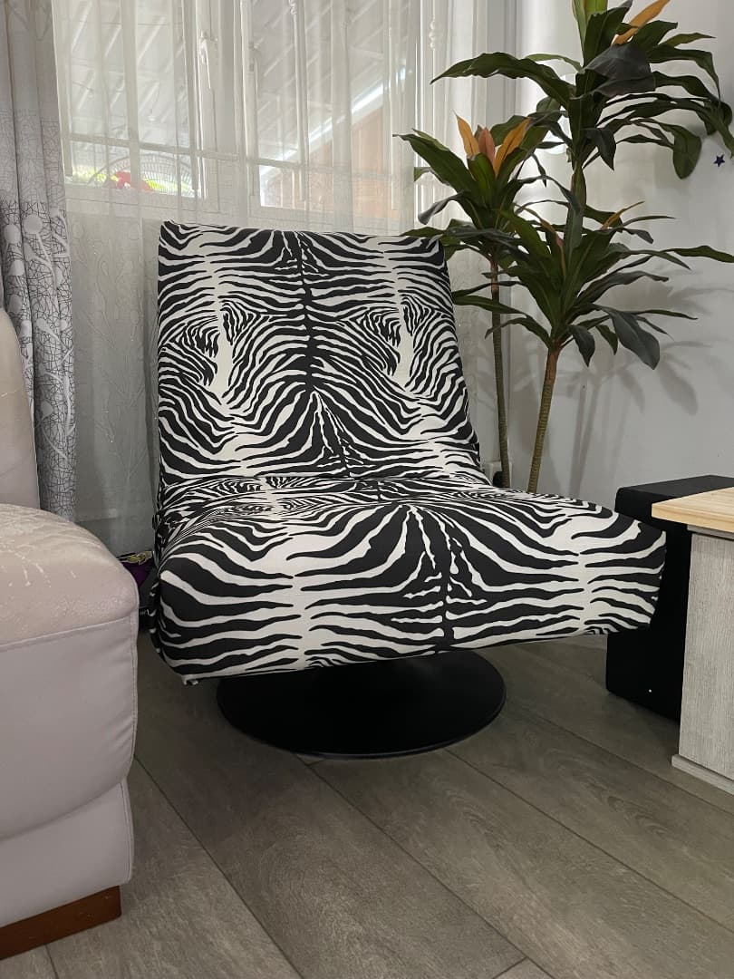 Swivel Armchair Zebra Print Black Base - Image 1 of 2
