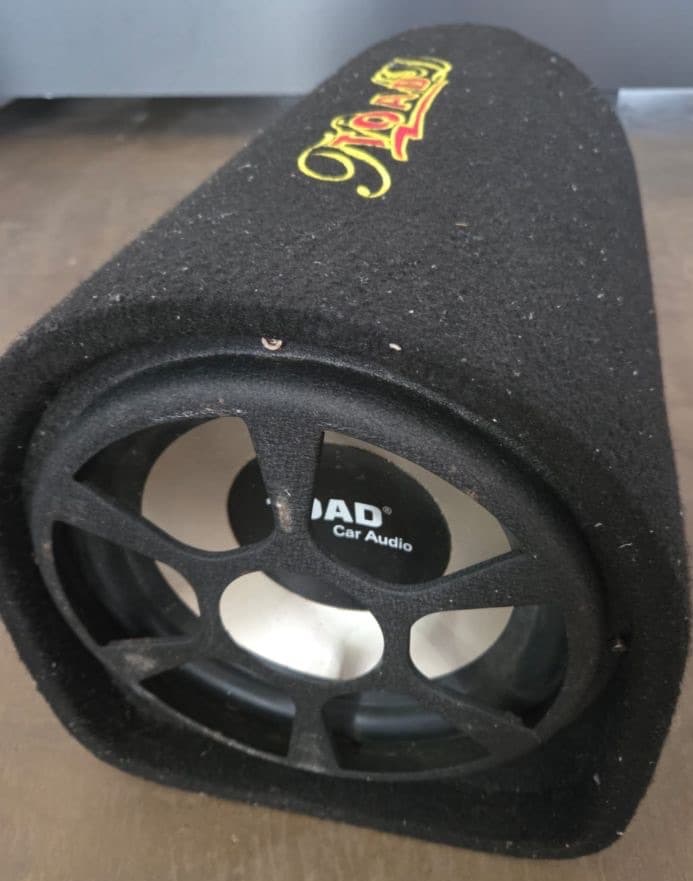 Roadstar Car Audio Active Subwoofer Tube - Image 1 of 2