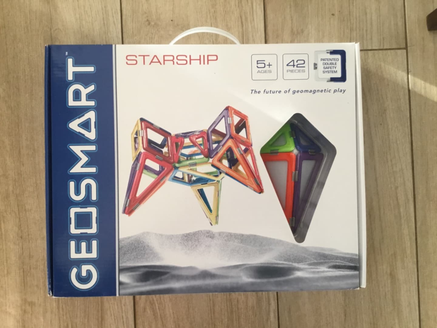 Geosmart Starship Magnetic Construction Set 42 Pieces - Image 1 of 2